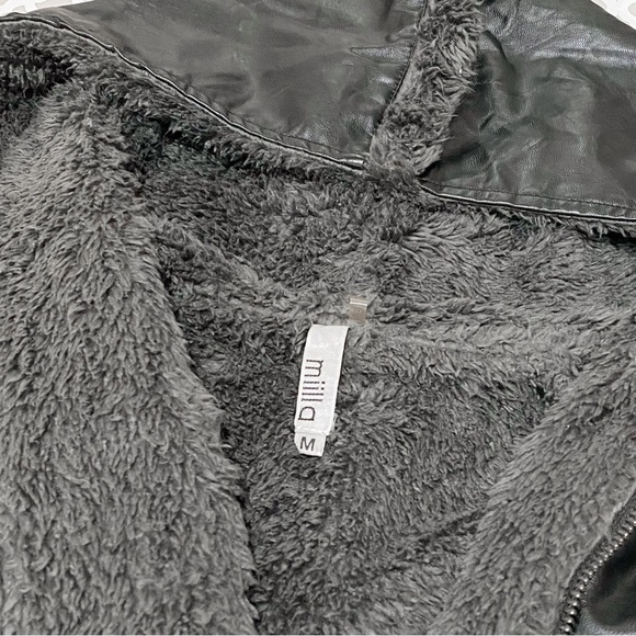 Miilla hooded faux leather/fur vest - Picture 7 of 8